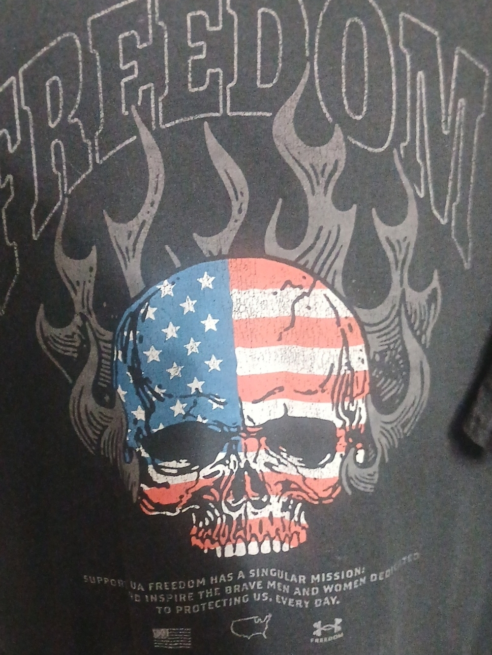 Under Armour Men’s Black Short-Sleeve Graphic Tee Duo (Skull & Freedom) - Picture 6 of 9